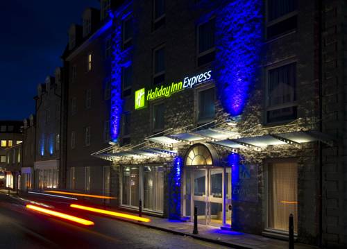 Holiday Inn Express Aberdeen City Centre, an IHG Hotel reception